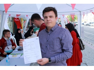 Kocaeli’de Seçim Kurullarında 100 Bin İmza Yoğunluğu