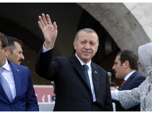 Cumhurbaşkanı Erdoğan: “Turizm Bu Yıl 40 Milyonluk Rekor Turist Sayısıyla Şahlanış Dönemine Giriyor” (1)