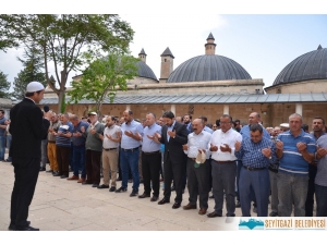 Seyitgazi’de Yağmur Duası Etkinliği Düzenlendi