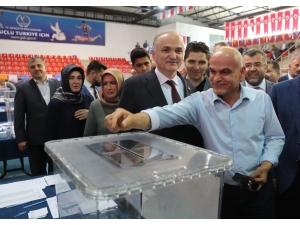 Bakan Özlü: "Chp’de Bir Şans Görmüyorum"