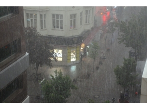 Beklenmeyen Dolu Hazırlıksız Yakaladı