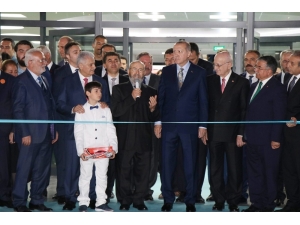 Cumhurbaşkanı Erdoğan Ve Başbakan Yıldırım Okul Açılışına Katıldı