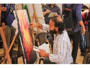 150 Filistinli Sanatçı İsrail İşgalini Protesto Etti