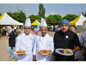 Gaziantep’te Yöresel Yemekler Yarıştı