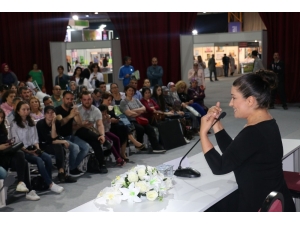 İclal Aydın “Kocaeli Kitap Fuarı Benim Kalem”