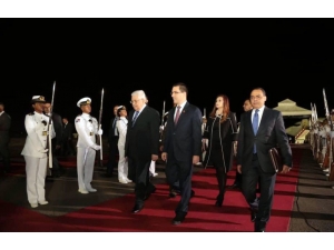 Mahmut Abbas, Latin Amerika Turunda