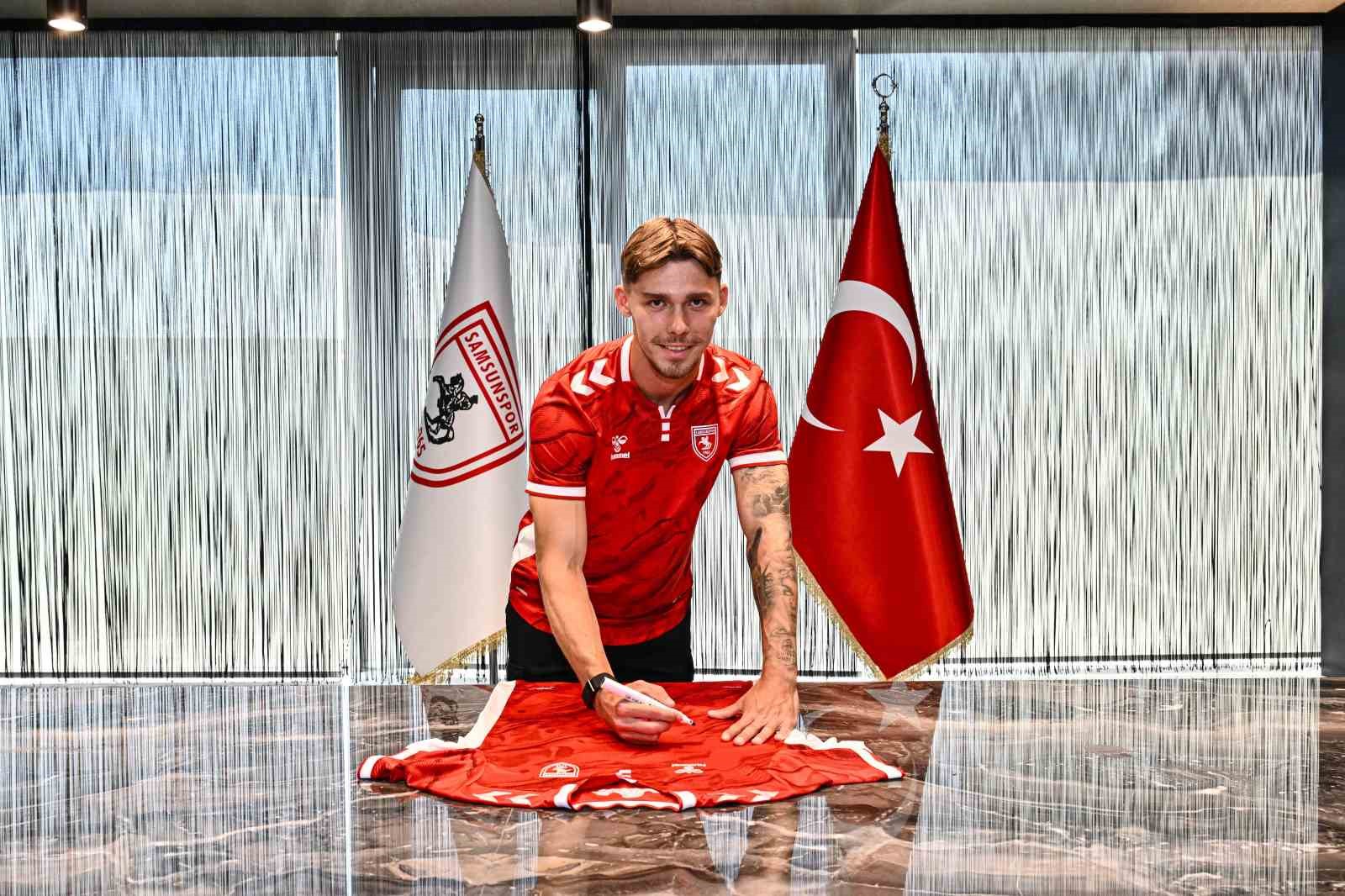samsunspor-polonyali-stoper-drapinski-ile-5-yillik-sozlesme-imzaladi