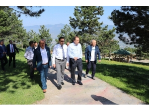 Geyve Belediyesi Sosyal Tesislerinde Her Şey Kadınların Kontrolünde