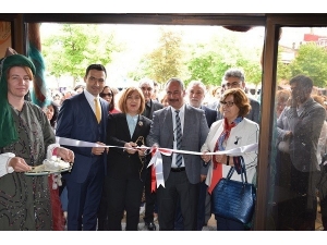 Aşk-ı Yunus Sergisi Açıldı