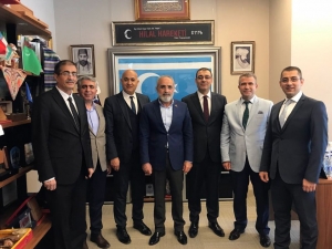 Cumhurbaşkanı Başdanışmanı Yalçın Topçu: ”Bir De Bakarsınız Ki Siyasetin Çöplüğünde Yerinizi Almışsınız”