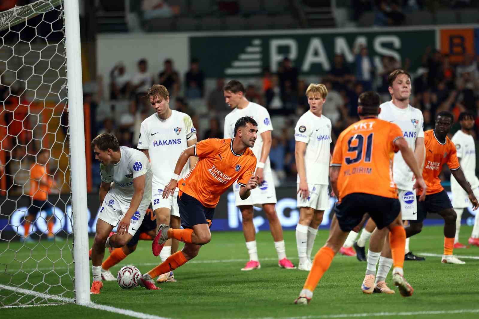 basaksehir-de-sezonun-ilk-golu-emin-bayram-dan