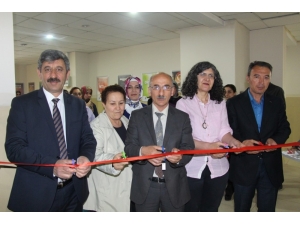 Kars Kyk Yurtlarında Kalan Kız Öğrencilerin El Emekleri Görücüye Çıktı