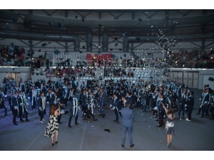 Vali Güvençer Mostem’in Mezuniyet Gecesine Katıldı