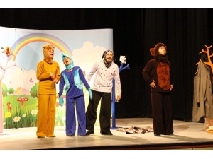 Hizan’da Tiyatro Etkinliği