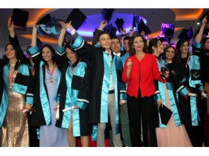 Kardelen Fen Ve Anadolu Lisesinde Mezuniyet Coşkusu Yaşandı