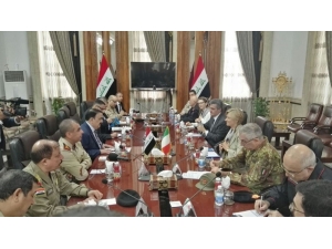 İtalya Savunma Bakanı Pinotti Bağdat’ta