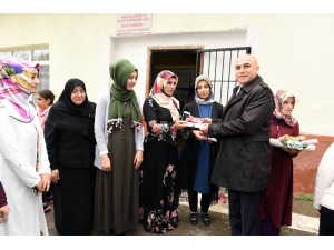 Yakutiye İmkan Sağladı, Dadaşköy Kadınları Üretimde Yerini Aldı