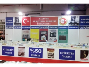 Atatürk Araştırma Merkezi Yayınları Erzurum Kitap Fuarı’nda