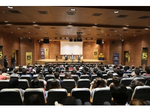 Geleceğin Kariyer Fırsatları Gtü’de Konuşuldu