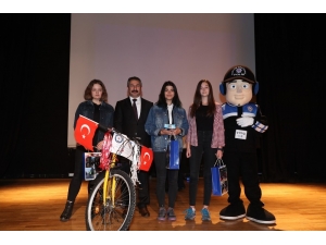 Eskişehir’de 3 Kişiye 1 Araç Düşüyor