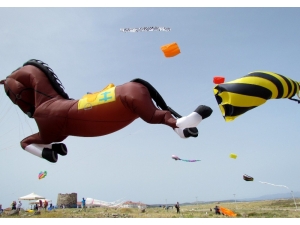 Çeşme’de Uçurtmalar Gökyüzünde Dans Edecek