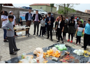 Yenifakılı’da Bilim Fuarı Şenliği Yapıldı