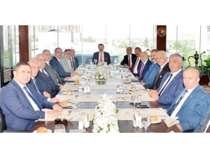 Yücelik, Tobb Yüksek İstişare Kurulu Toplantısına Katıldı