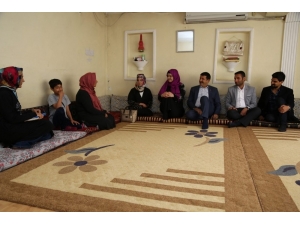 Ekinci Ev Ziyaretlerini Sürdürüyor