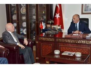Başkan Sekmen’den Etso Yönetimine Tebrik Ziyareti