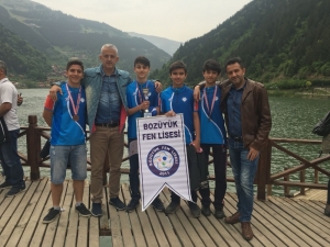 Başarılı Sporcular Dereceleri Topladı