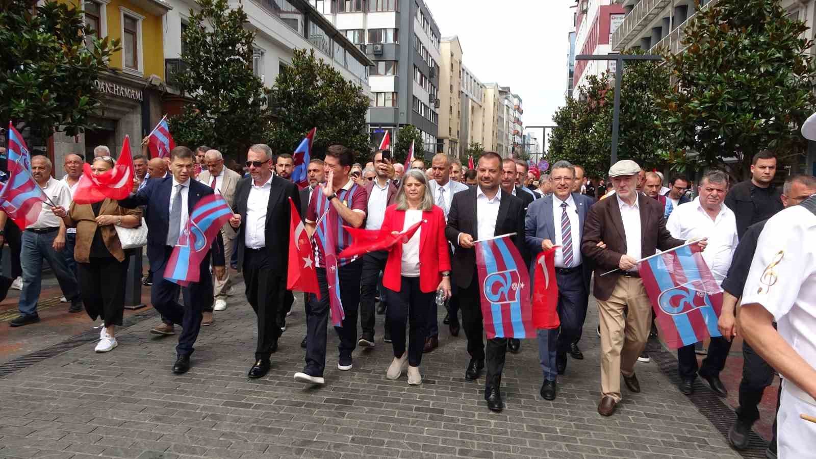 ertugrul-dogan-bizim-tasidigimiz-trabzonspor-un-serefli-armasidir