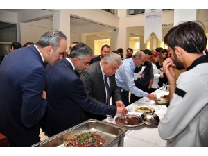 Neü’de Geleneksel Yemek Yarışması Düzenlendi