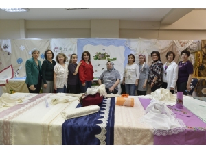 Kadınların El Emekleri Görücüye Çıktı