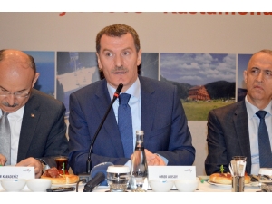 Türkiye’ye Bu Yıl 40 Milyondan Fazla Turist Bekleniyor