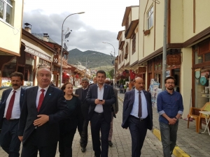 Tortum Ve Uzundere’ye Çıkarma Yaptılar