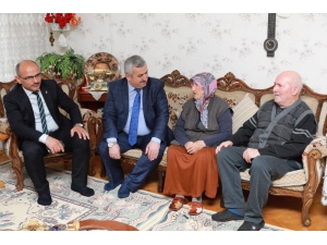 Başkan Baran Hastaları Evinde Ziyaret Ediyor