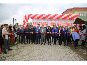 Siirt Belediyesinden Yılsonu Sergisi