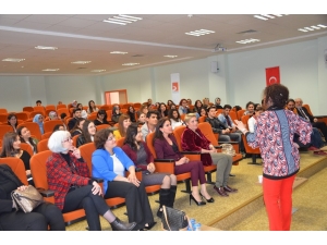 Bilecik’te “Çalışkan Kadın Ve Kelebek Etkisi” Konferansı