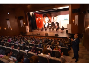 Taşköprü’de Halk Müziği Konserine Yoğun İlgi