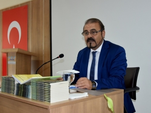 Erge: “Şiir Has Olmalıdır”