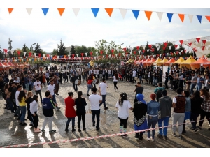 Gaün’de Şenlik Dolu Dolu Geçiyor