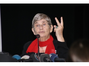 Canan Karatay ’Kurtlu Elma’ Önerisini Bir Kez Daha Hatırlattı