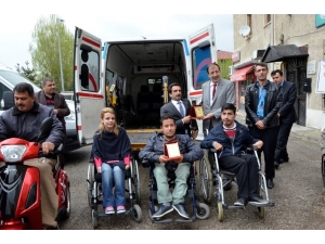 Başkan Bulutlar, “Engelliler İçin Örnek Çalışmalar Yapıldı”