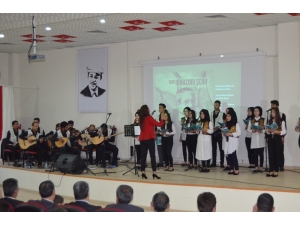 Adilcevaz Kyk’dan Türk Halk Müziği Konseri