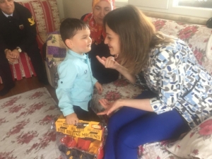 Şehit Çocuğuna Sürpriz Doğum Günü