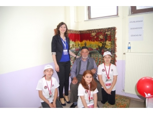 Malkara Nurten Hüsnü Pullukçu Ortaokulunda ’Bilim Fuarı’ Açıldı