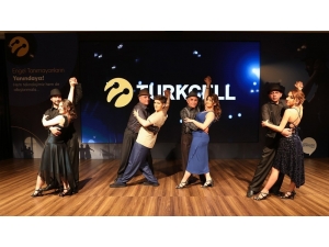 Karanlık Ve Sessizlikte Engel Tanımayan Tango