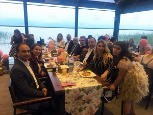 Miniklerin Mezuniyet Coşkusu