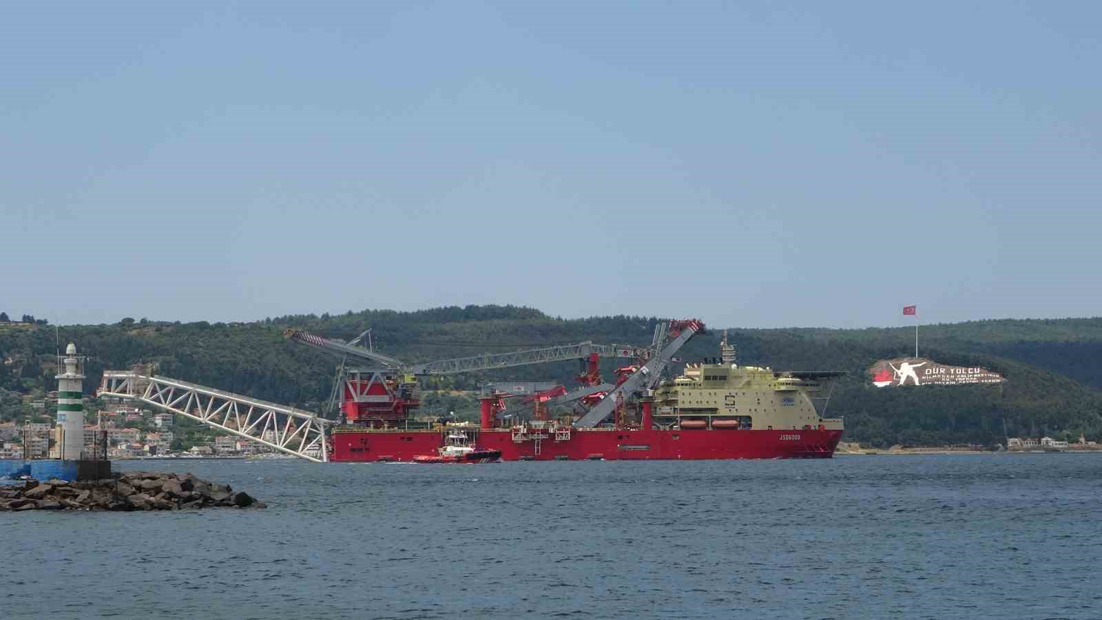boru-doseme-gemisi-jsd-6000-canakkale-bogazi-ndan-gecti