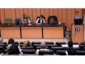 Gaün’de Popüler Bilim Yazarlığı Söyleşisi Yapıldı